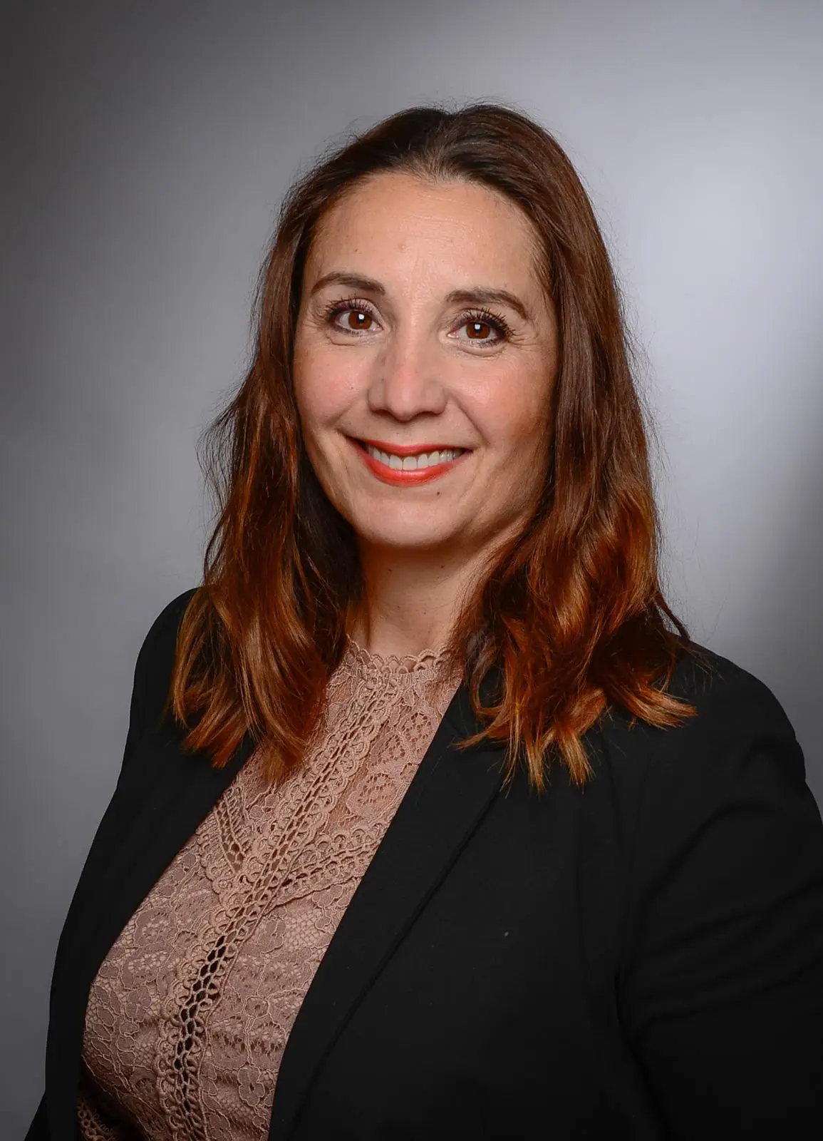 Porträt von Claudia Bastian