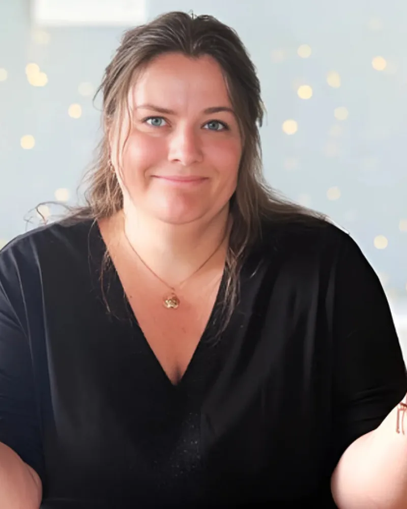 Porträt von Janine Sarah Klee